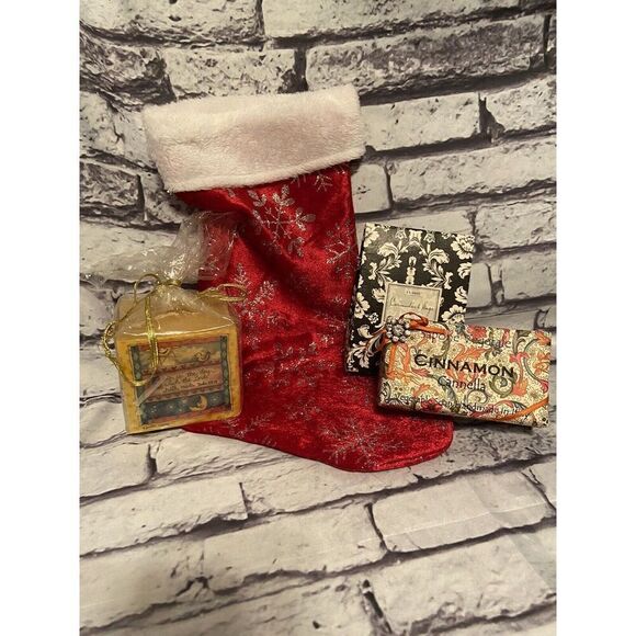 Christmas Stocking With Candle, And Speciality Bar Soap And Bath Crystals - Picture 1 of 4